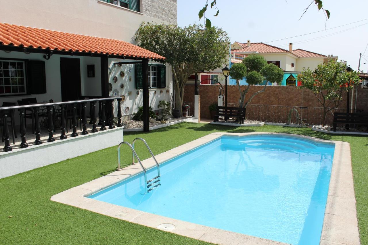 Hostel Casa Lucas Charneca  Bagian luar foto
