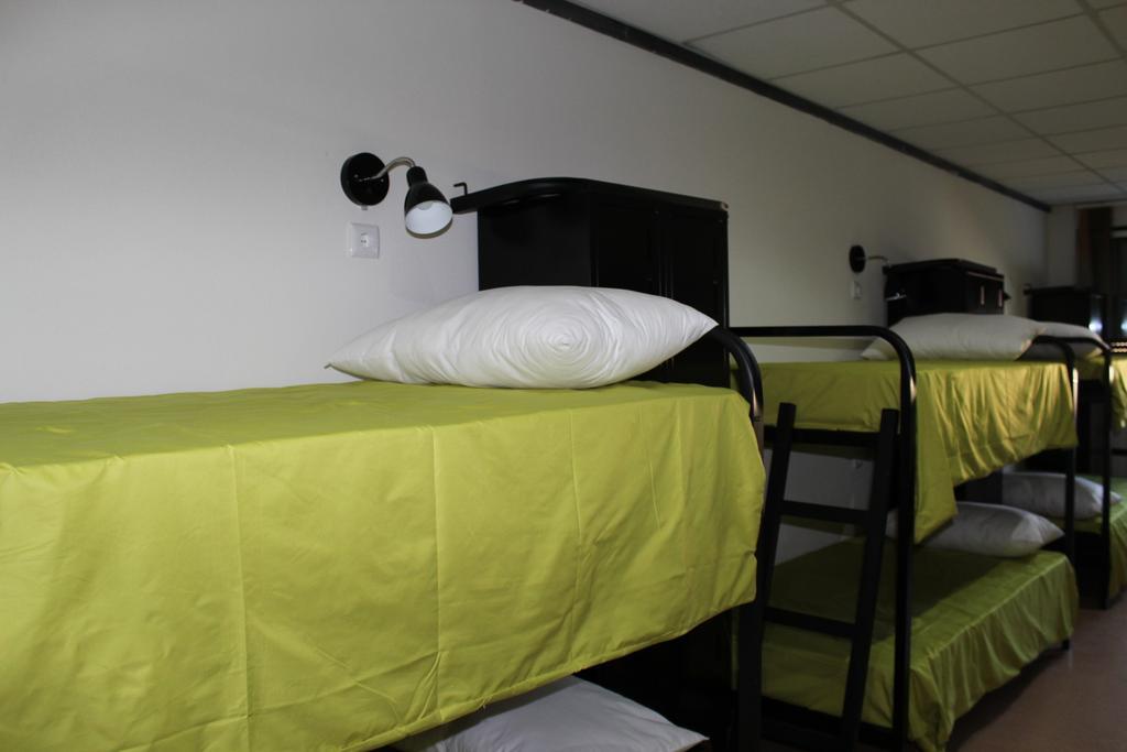 Hostel Casa Lucas Charneca  Ruang foto