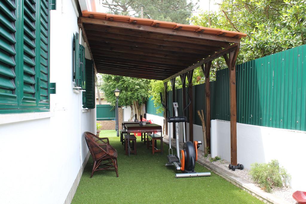 Hostel Casa Lucas Charneca  Bagian luar foto