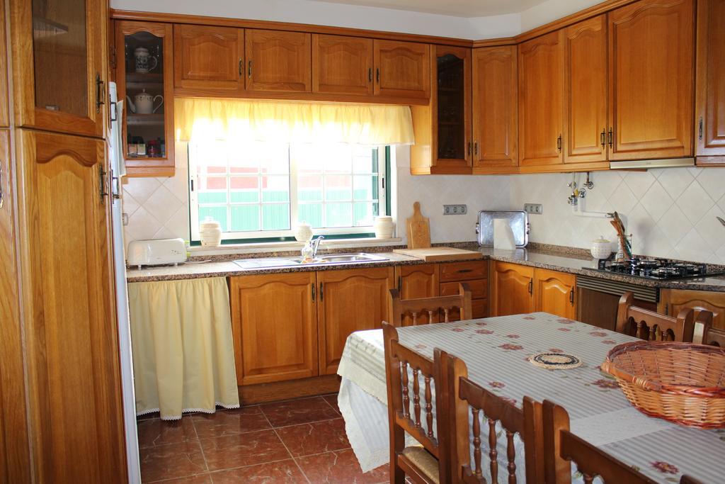 Hostel Casa Lucas Charneca  Bagian luar foto