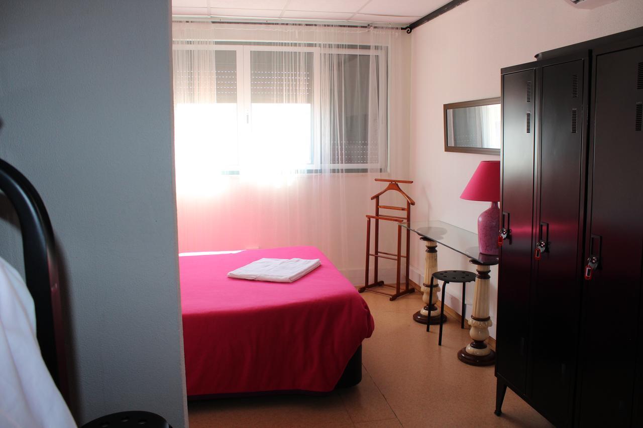Hostel Casa Lucas Charneca  Bagian luar foto