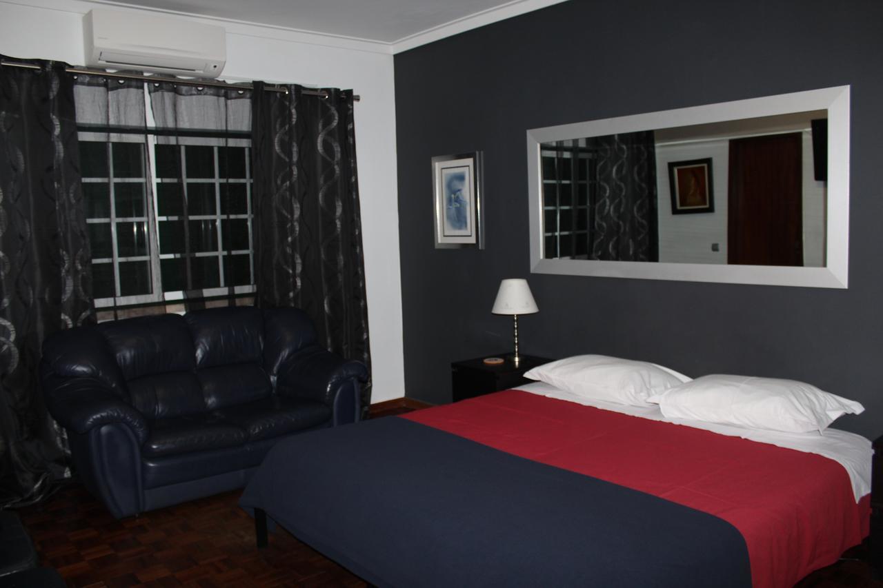 Hostel Casa Lucas Charneca  Bagian luar foto