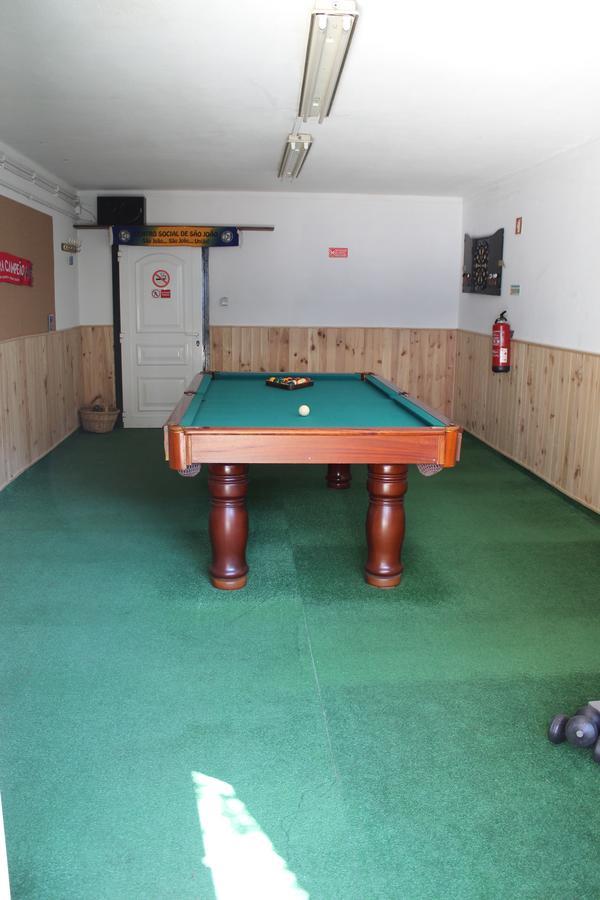 Hostel Casa Lucas Charneca  Bagian luar foto