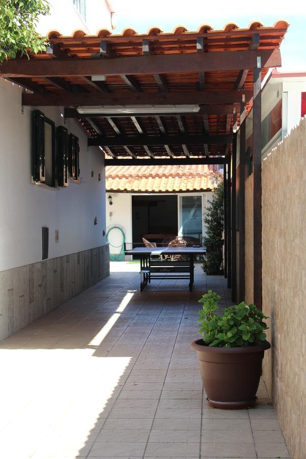 Hostel Casa Lucas Charneca  Bagian luar foto