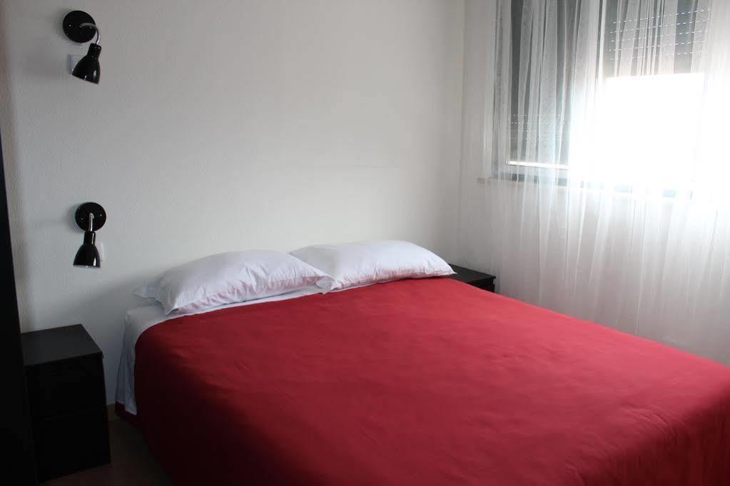 Hostel Casa Lucas Charneca  Bagian luar foto