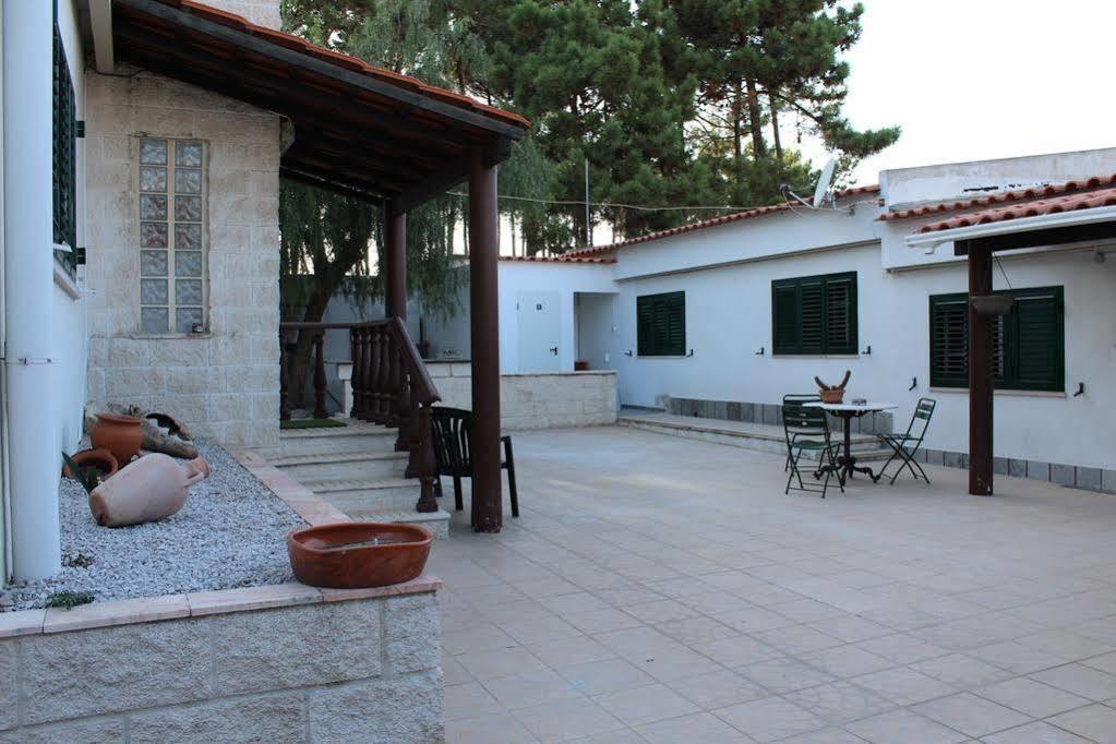 Hostel Casa Lucas Charneca  Bagian luar foto